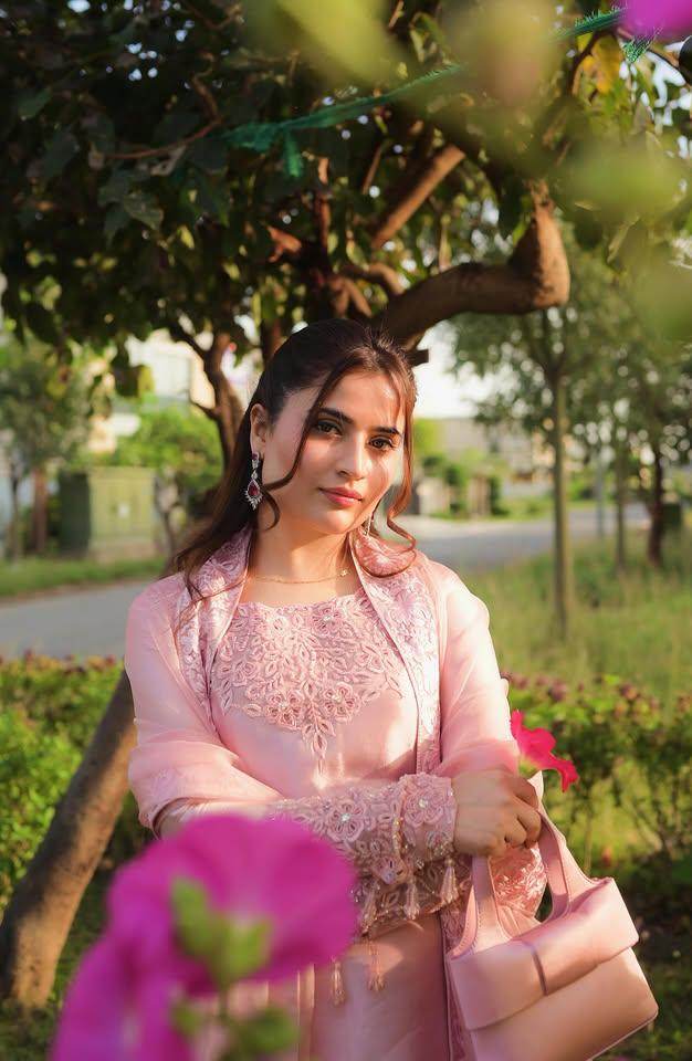 Aroob Jatoi